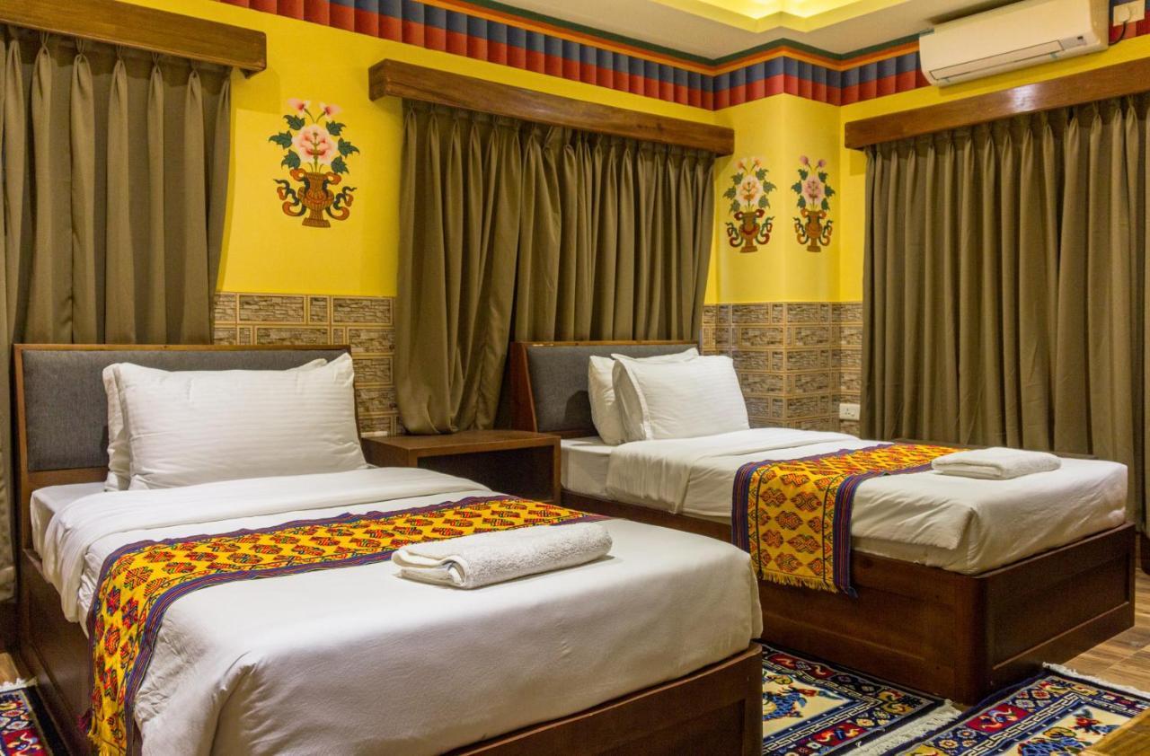 White Dragon Hotel Punakha Exterior foto